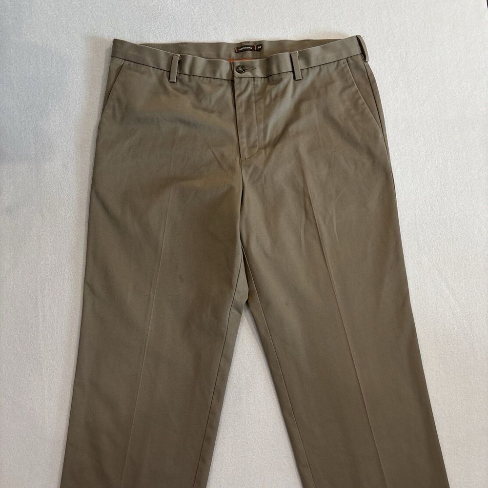 Dockers D3 40x30 Relaxed Fit Mens LIGHT BROWN Pants Flat Front ~‎ PERFECT EUC